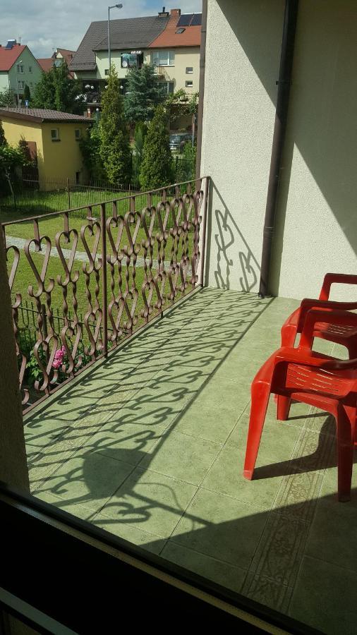 Pod Srebrna Roza Apartment Checiny  Exterior photo